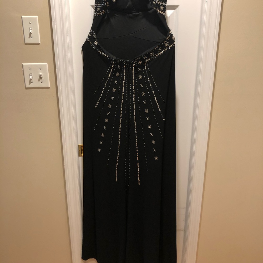 Black maxi evening gown - Picture 4 of 6